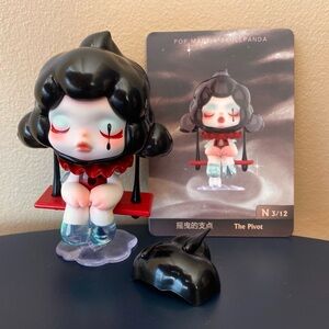 Pop Mart Skull Panda The Pivot